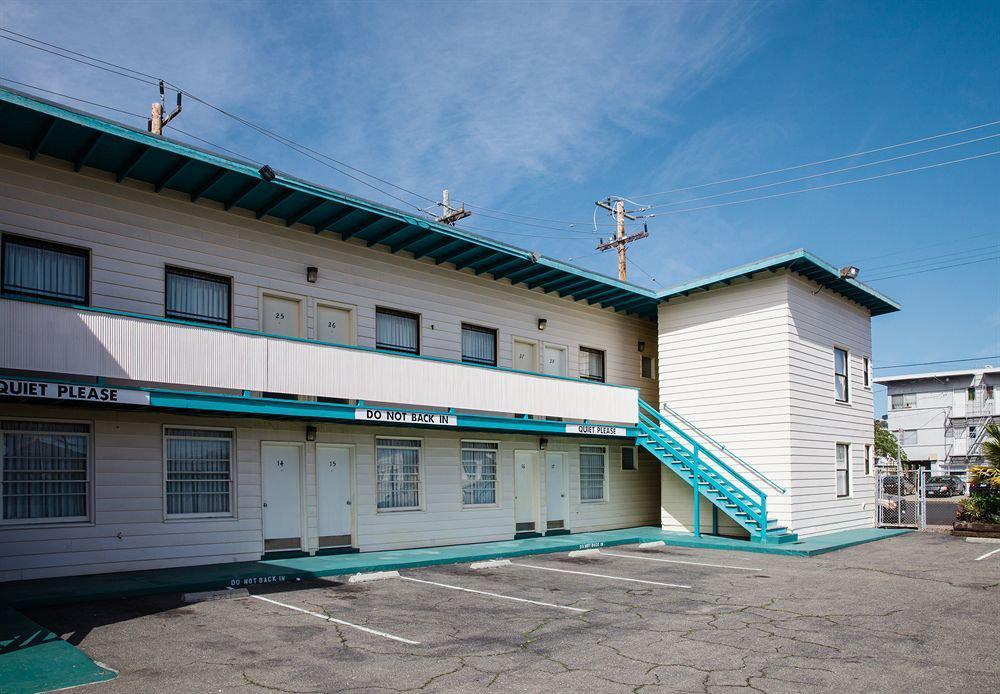 Mylo Hotel Daly City Exterior foto
